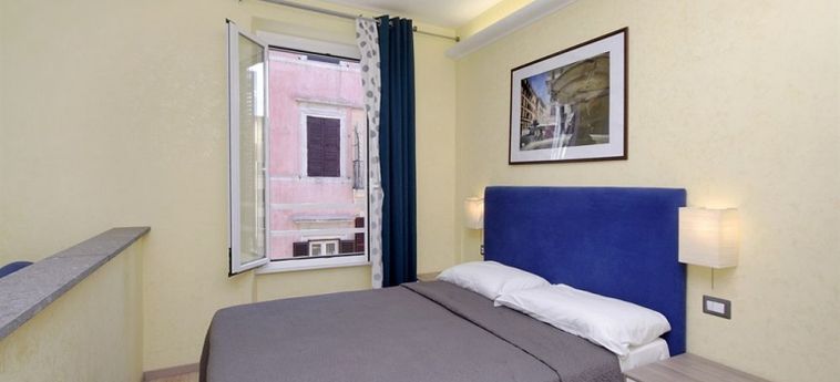 Hotel Hqh Colosseo:  ROM