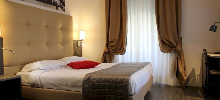 Aventino Guest House:  ROM