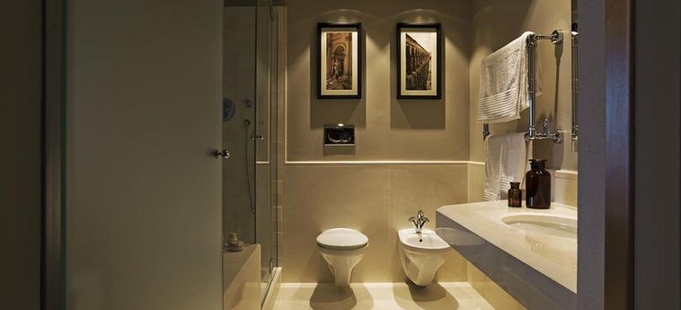 Hotel A.roma Lifestyle:  ROM