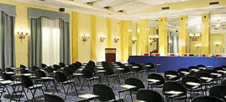 Hotel Bettoja Massimo D'azeglio:  ROM