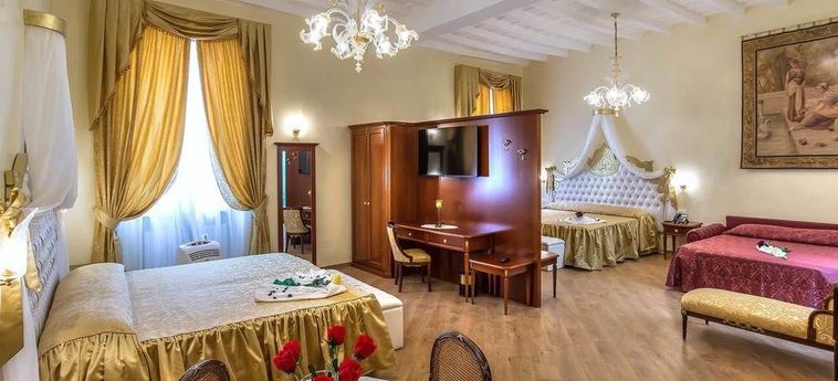 Hotel Trevi Rome Suite:  ROM