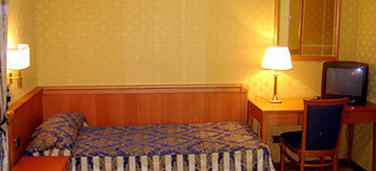 Hotel Mariano:  ROM
