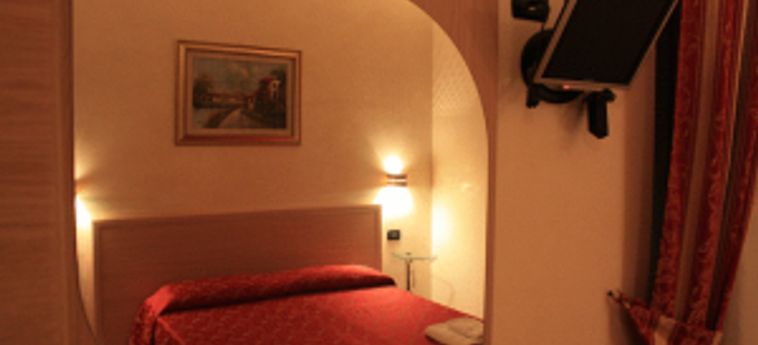 Hotel Malù:  ROM