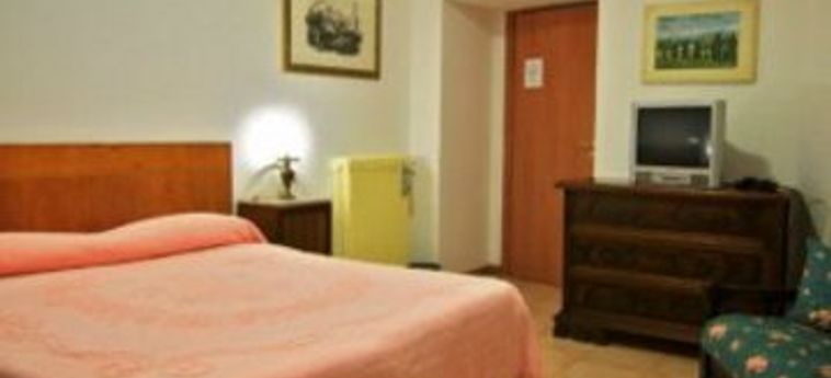 Hotel Le Stanze Di Nico:  ROMA