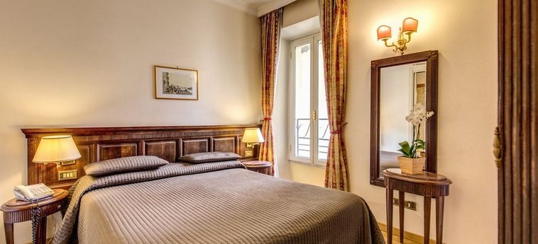 Hotel Cinquantatre:  ROMA