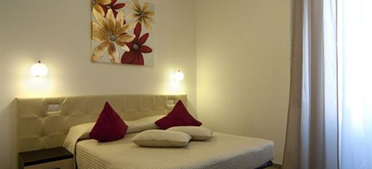 Hotel Ara Pacis Inn:  ROMA