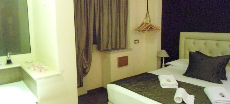 Hotel Aida Charming Rooms:  ROMA