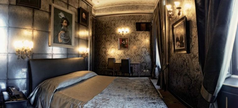 Hotel Antica Dimora Delle Cinque Lune:  ROMA