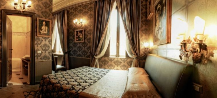Hotel Antica Dimora Delle Cinque Lune:  ROMA