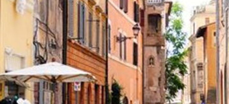 Hotel Little Rhome Suites:  ROMA