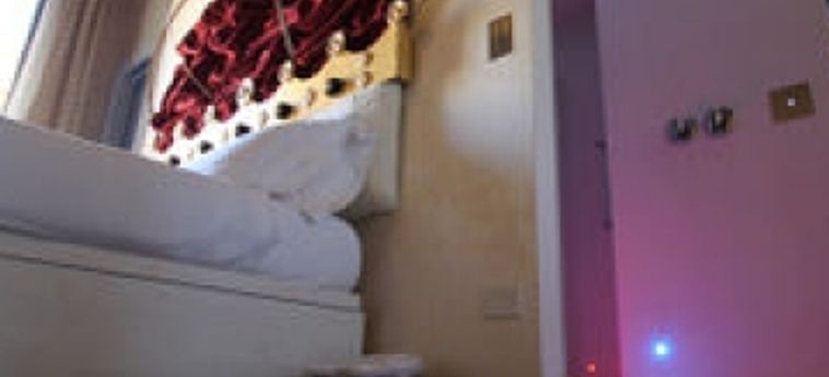 Hotel Irooms Pantheon & Navona:  ROMA