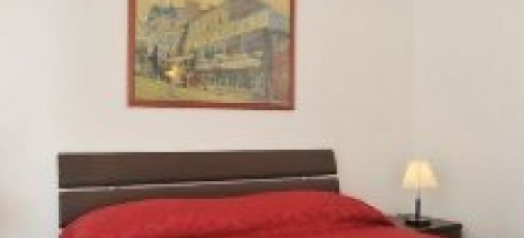 Hotel Appartamenti Revere 3000:  ROMA