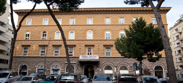 Hotel Chroma Pente:  ROMA