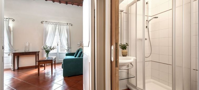Palazzo Olivia Rooms & Apartments:  ROMA