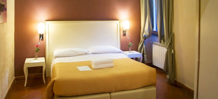 Hotel In And Out Piazza Navona:  ROMA
