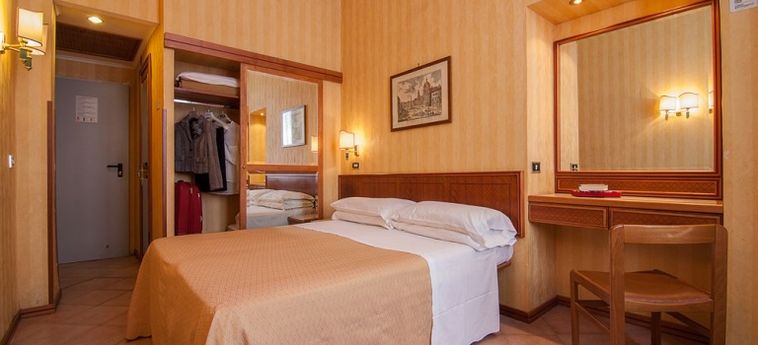 Hotel Pomezia:  ROMA