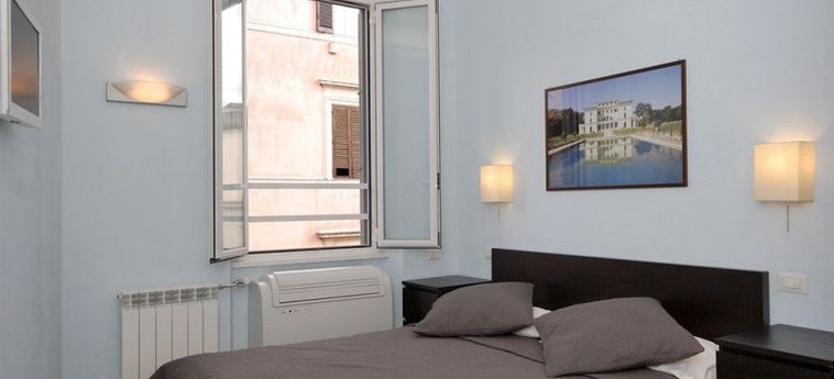 Hotel Hqh Colosseo:  ROMA