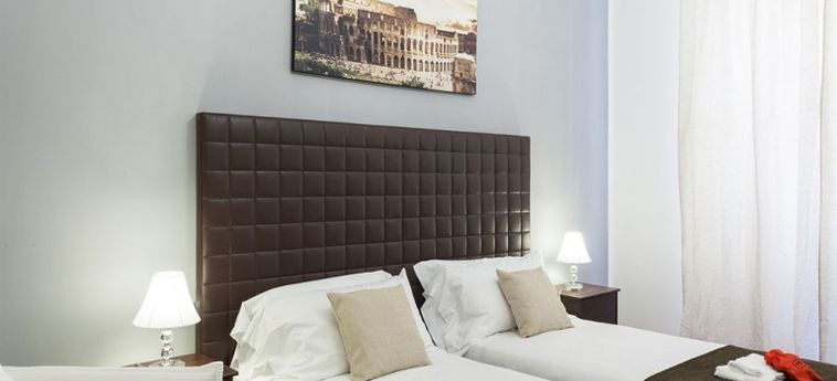 Hotel Lh Royal Suites:  ROMA