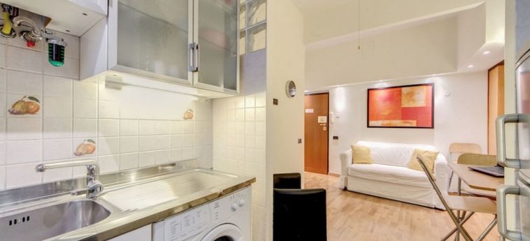 Easy Apartments:  ROMA