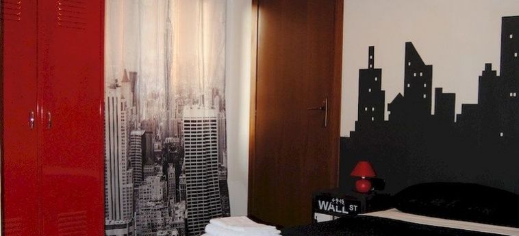Hotel Metropolis Rooms & Services:  ROMA