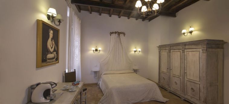 Hotel Antica Dimora Donna Isabella:  ROMA