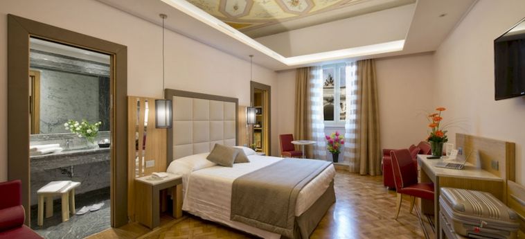 Hotel Vibe Giolli Nazionale:  ROMA