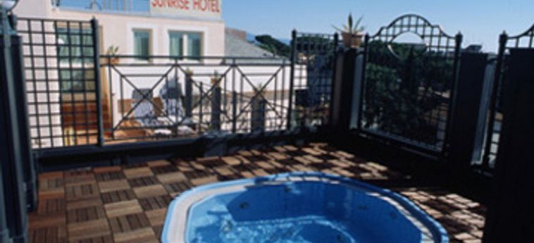 Hotel Sunrise:  ROMA