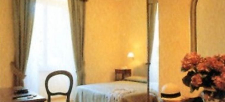 Hotel Fiori:  ROMA