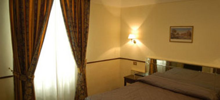 Hotel Garda:  ROMA