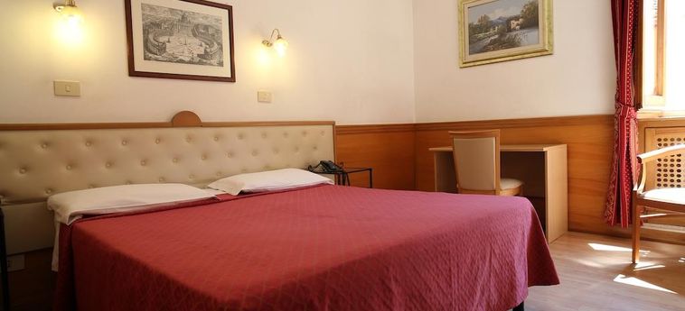 Hotel Santa Prassede:  ROMA