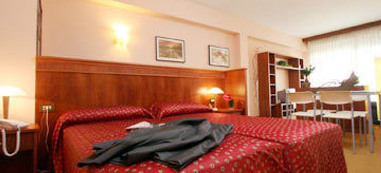 Parco Tirreno Suite Hotel & Residence:  ROMA