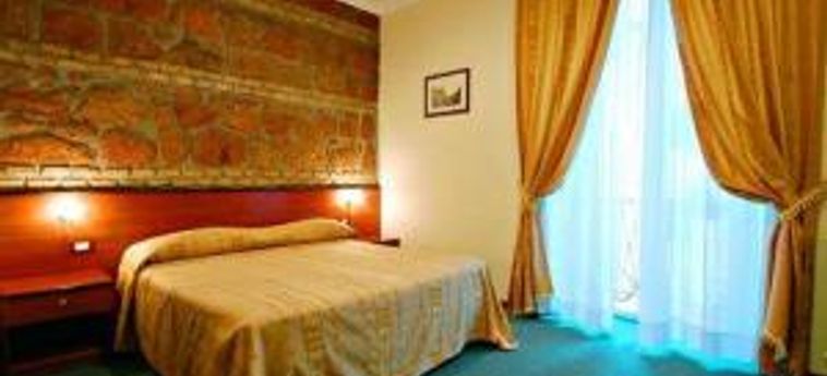 Hotel Accomodation Delia:  ROMA