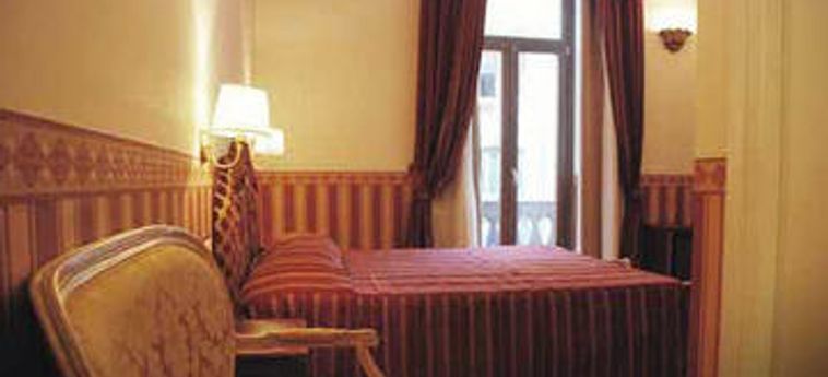 Hotel Barberini Suites B&b:  ROMA