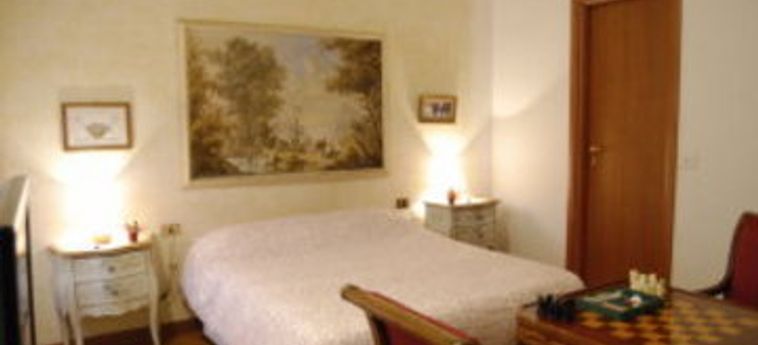Hotel B&b Al Biondo Tevere:  ROMA
