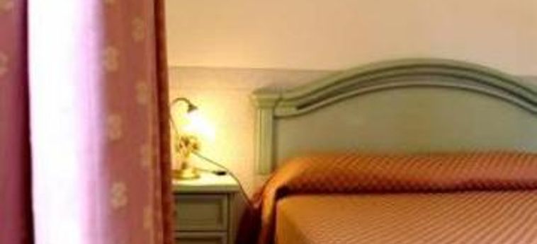 Hotel Louis Ii:  ROME