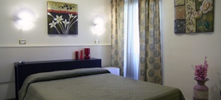 Hotel Intrastevere B&b:  ROME