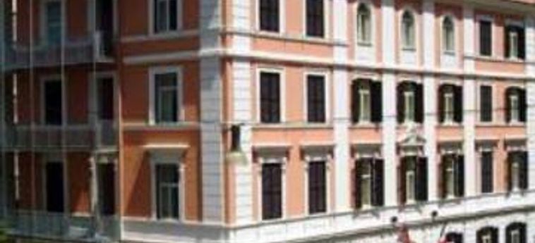 Hotel Delle Vittorie:  ROME