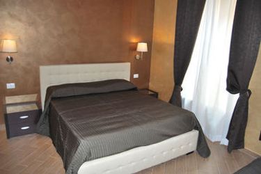 Hotel My Suites Piazza Di Spagna:  ROME