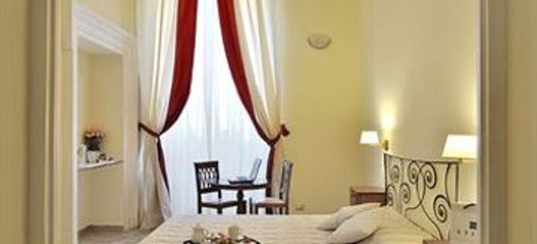 Hotel Le Clarisse Al Pantheon:  ROME
