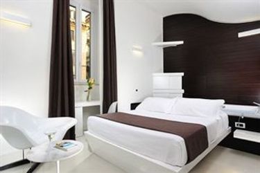 Hotel Navona Suites:  ROME