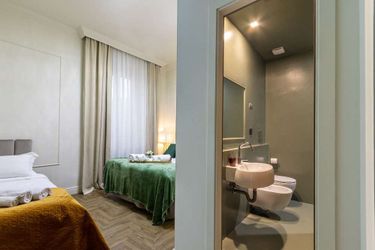 Hotel Les Chambres D'or:  ROME