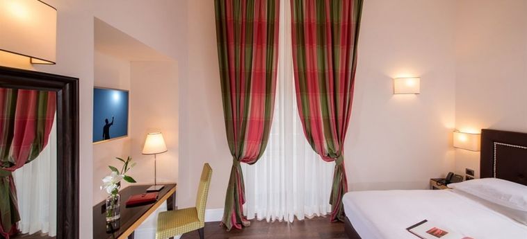 Hotel Tridente Suites:  ROME