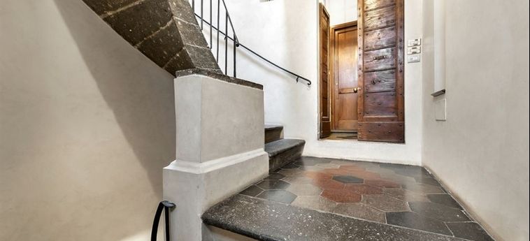 Palazzo Olivia Rooms & Apartments:  ROME