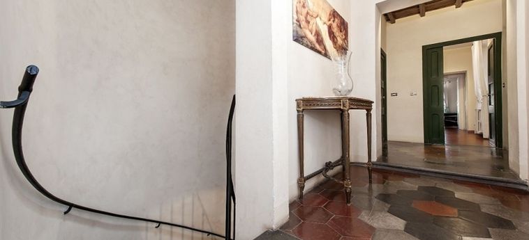 Palazzo Olivia Rooms & Apartments:  ROME