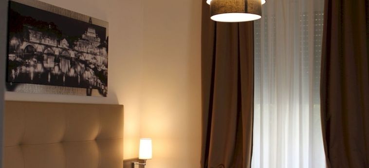 Aventino Guest House:  ROME