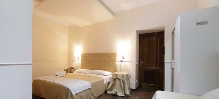 Hotel Caesar Place:  ROME