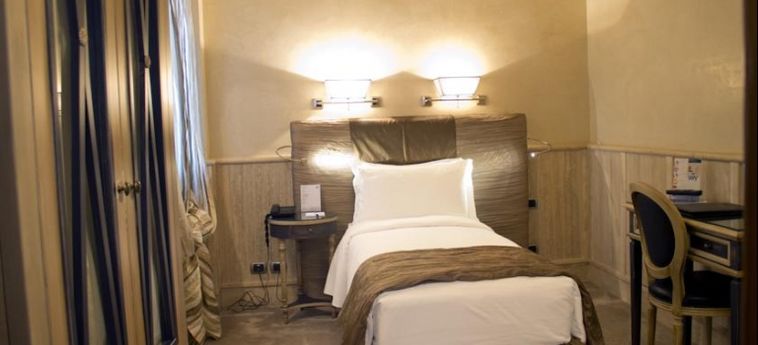 Hotel Barocco:  ROME