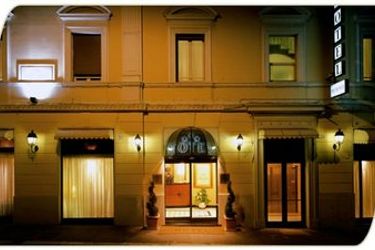 Hotel Piemonte:  ROME