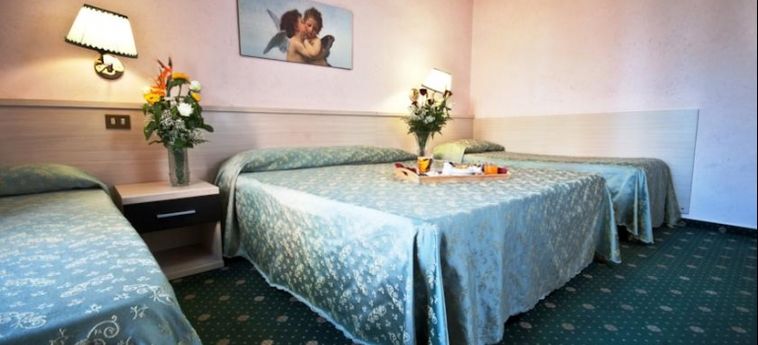 Hotel Priscilla:  ROME
