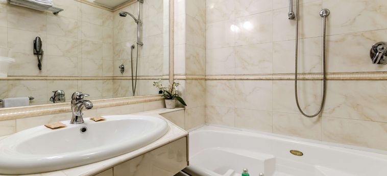 Hotel Luxury Rooms H 2000 Roma Rome : Photo 